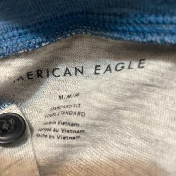 American Eagle Gray/Blue Henley, size M - Picture 3 of 3